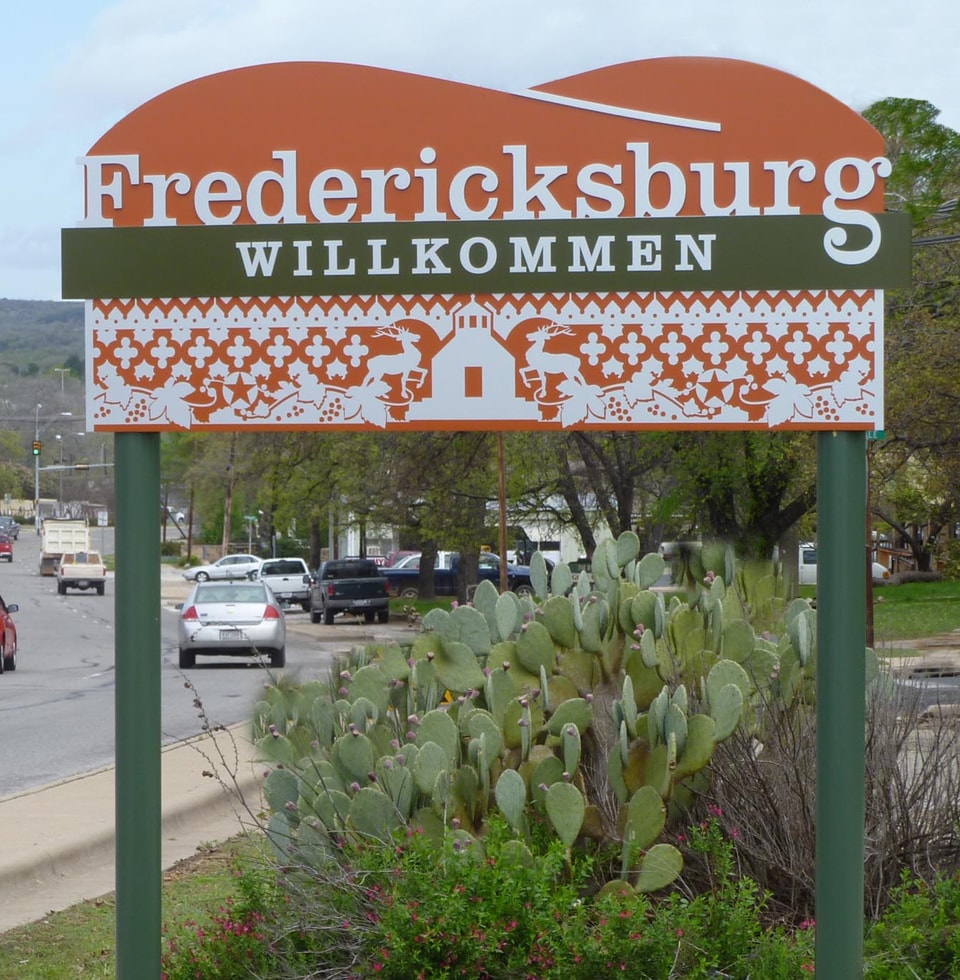 Fredericksburg, TX Welcome Gateway